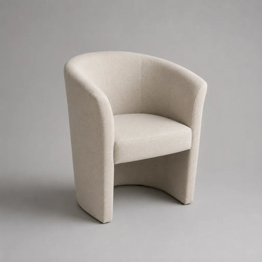 Poltrona a pozzetto in bouclé di poliestere crema, 68 × 65 × 78 cm